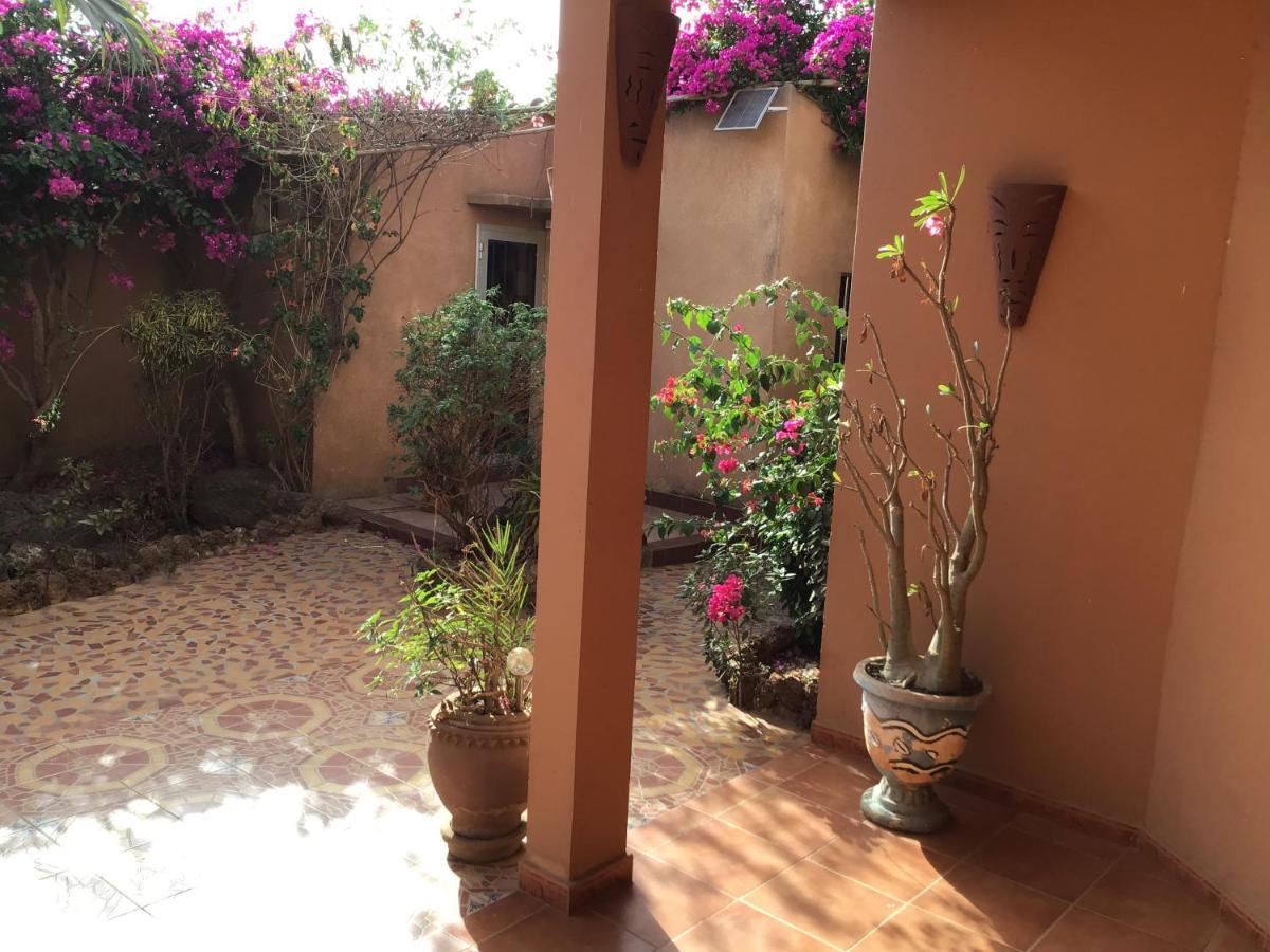 Residence Keur Fleurie Toubab Dialao Exterior foto